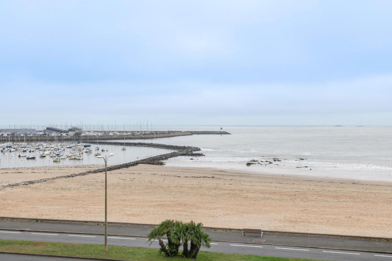 Tres Bel Appartement Avec Vue Sur Mer A Порнише Екстериор снимка