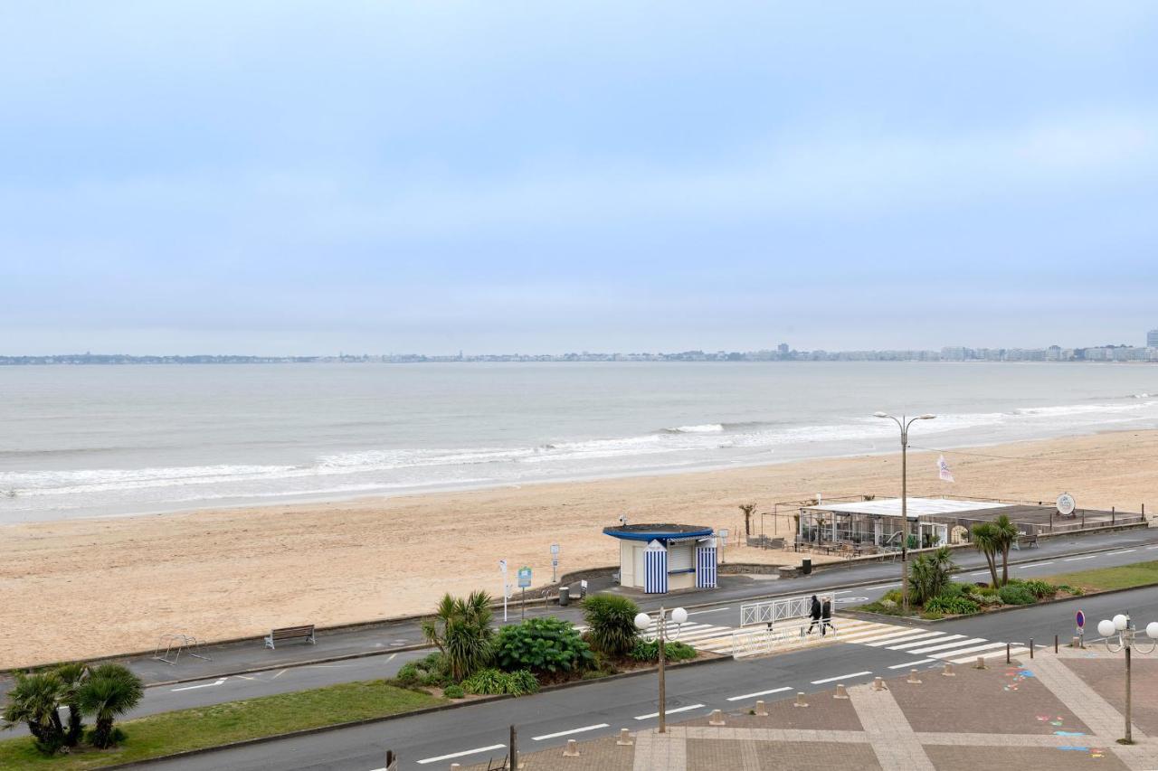 Tres Bel Appartement Avec Vue Sur Mer A Порнише Екстериор снимка